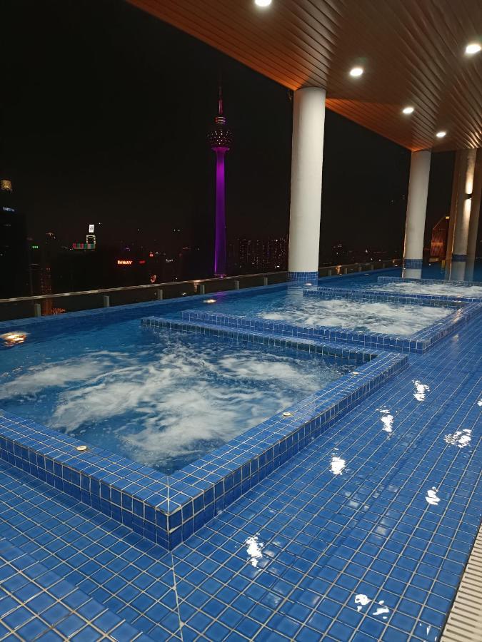 Cl 29A Insta Klcc View & Infinity Pool Lejlighed Kuala Lumpur Eksteriør billede